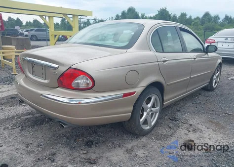 2005 Jaguar X-Type 3.0 из США, поврежденный, VIN SAJWA51A25WE63097